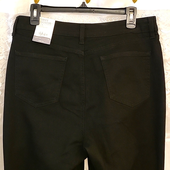 NEW Style&Co Black Stretch Denim Curvy Boot-Cut Jeans, 10 LONG - Picture 15 of 16
